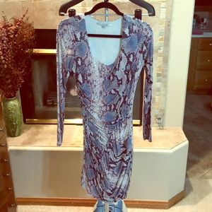 GUESS NWOT DRESS SNAKE PRINT MULTI CLR